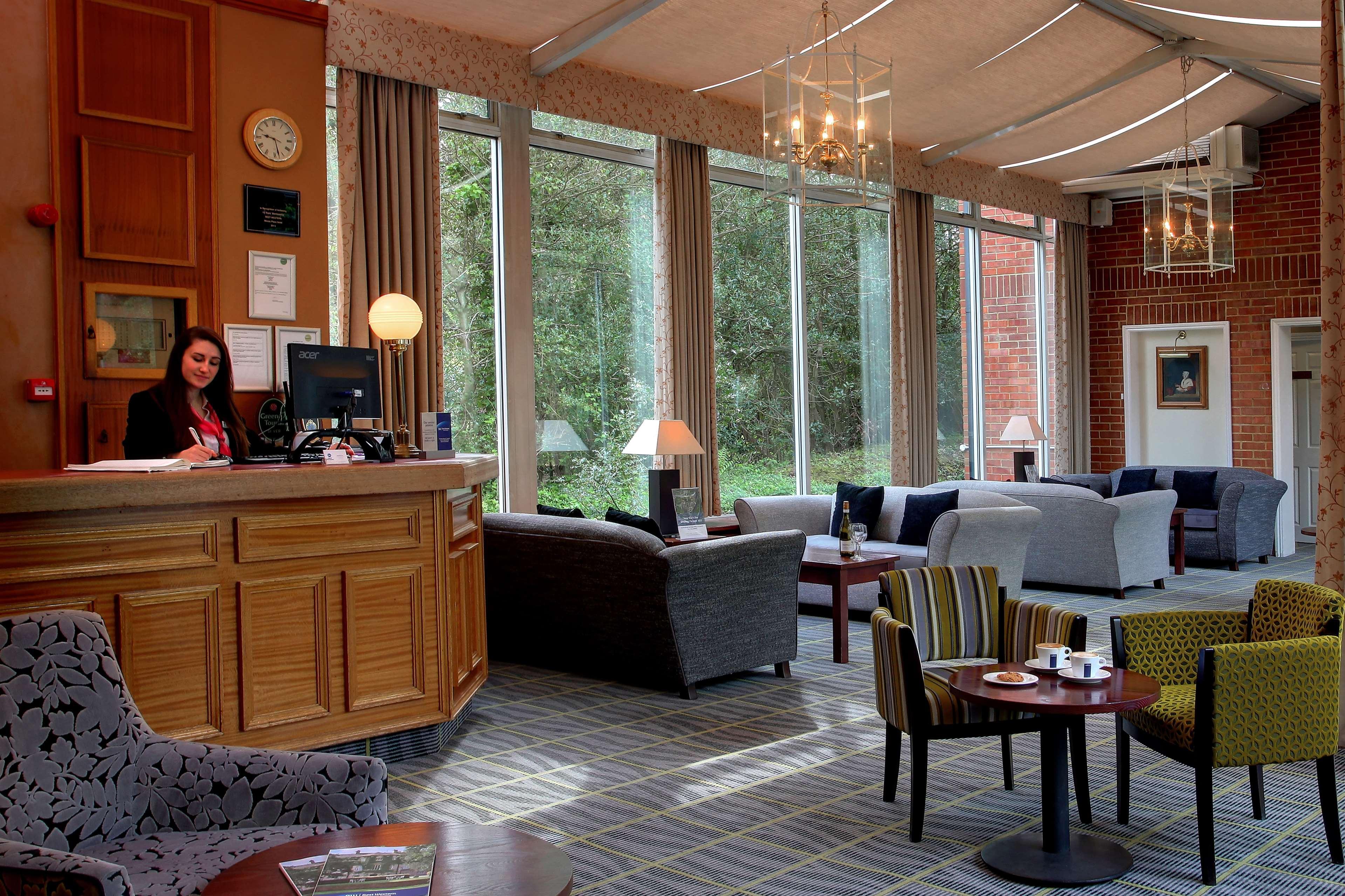 מילטון קינס Best Western Moore Place Hotel מראה חיצוני תמונה