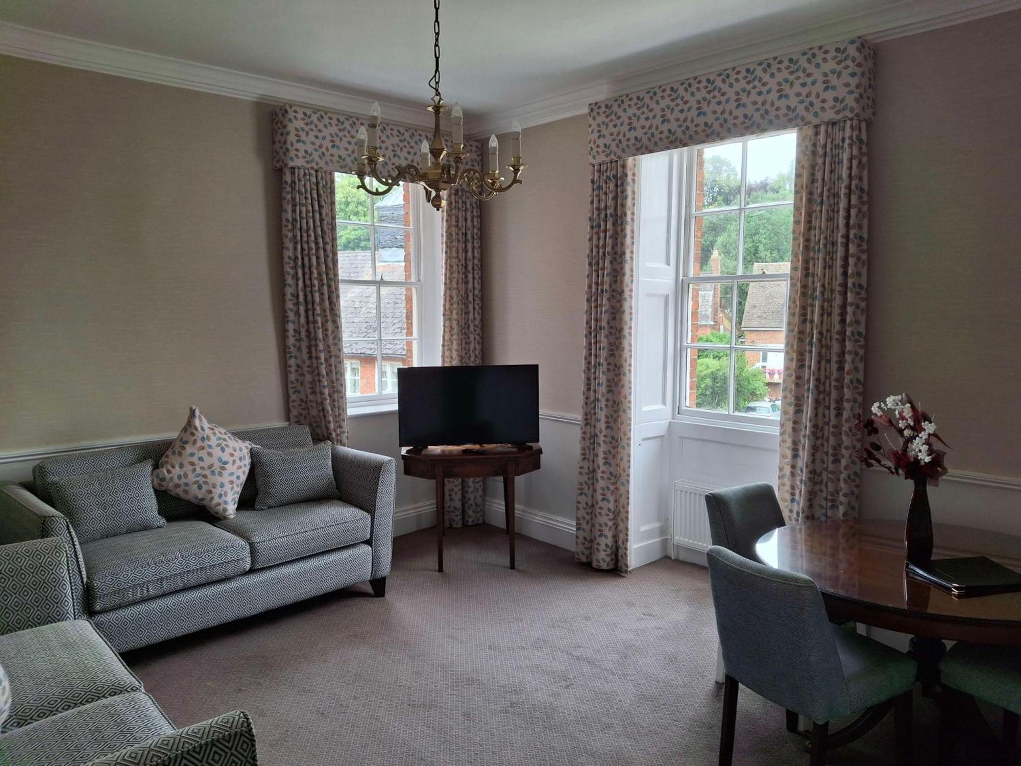 מילטון קינס Best Western Moore Place Hotel מראה חיצוני תמונה