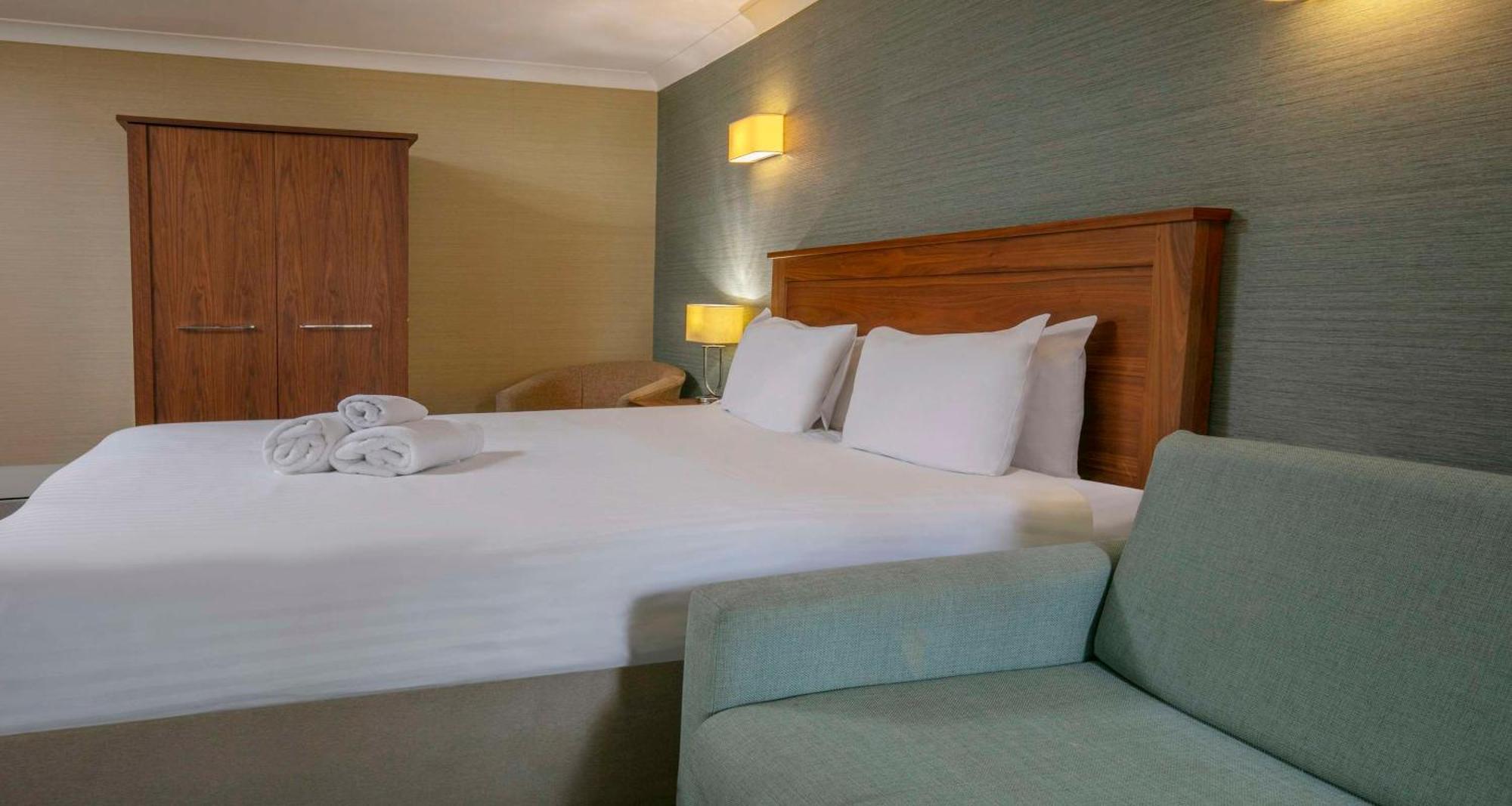 מילטון קינס Best Western Moore Place Hotel מראה חיצוני תמונה